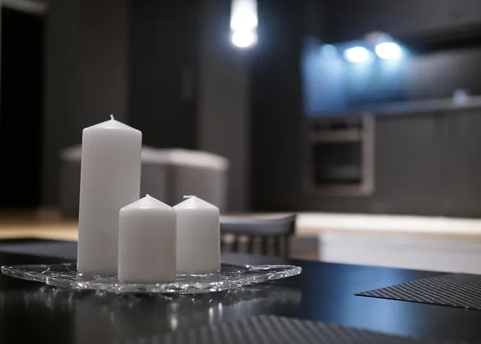 דירה Mazzo Luxury מונמבאסיה