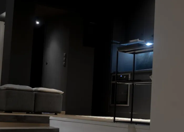 아파트 Mazzo Luxury 모넴바시아